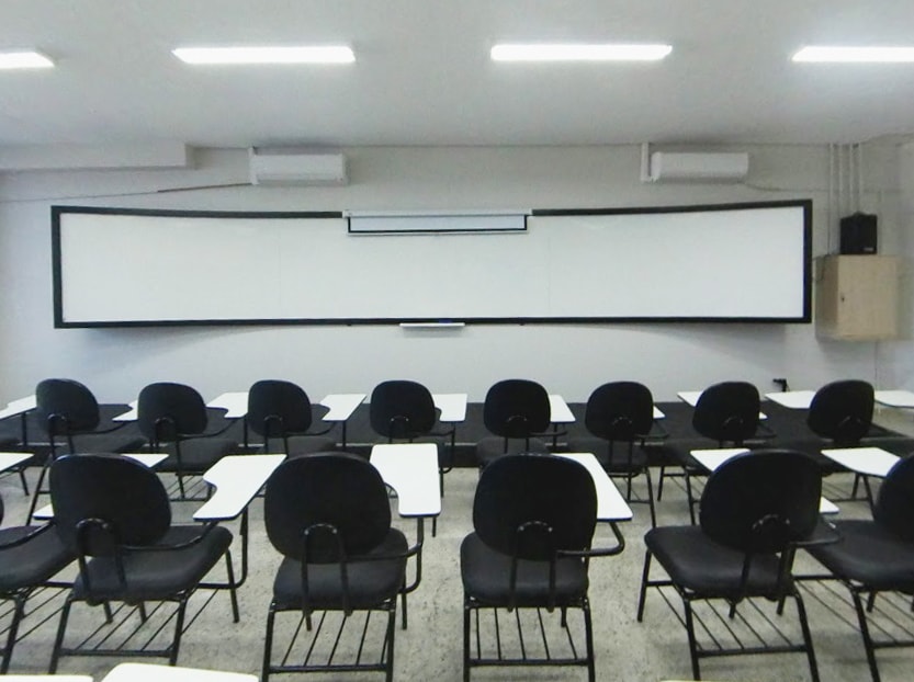 EAD São Carlos Nossa Estrutura Salas de Aula equipadas